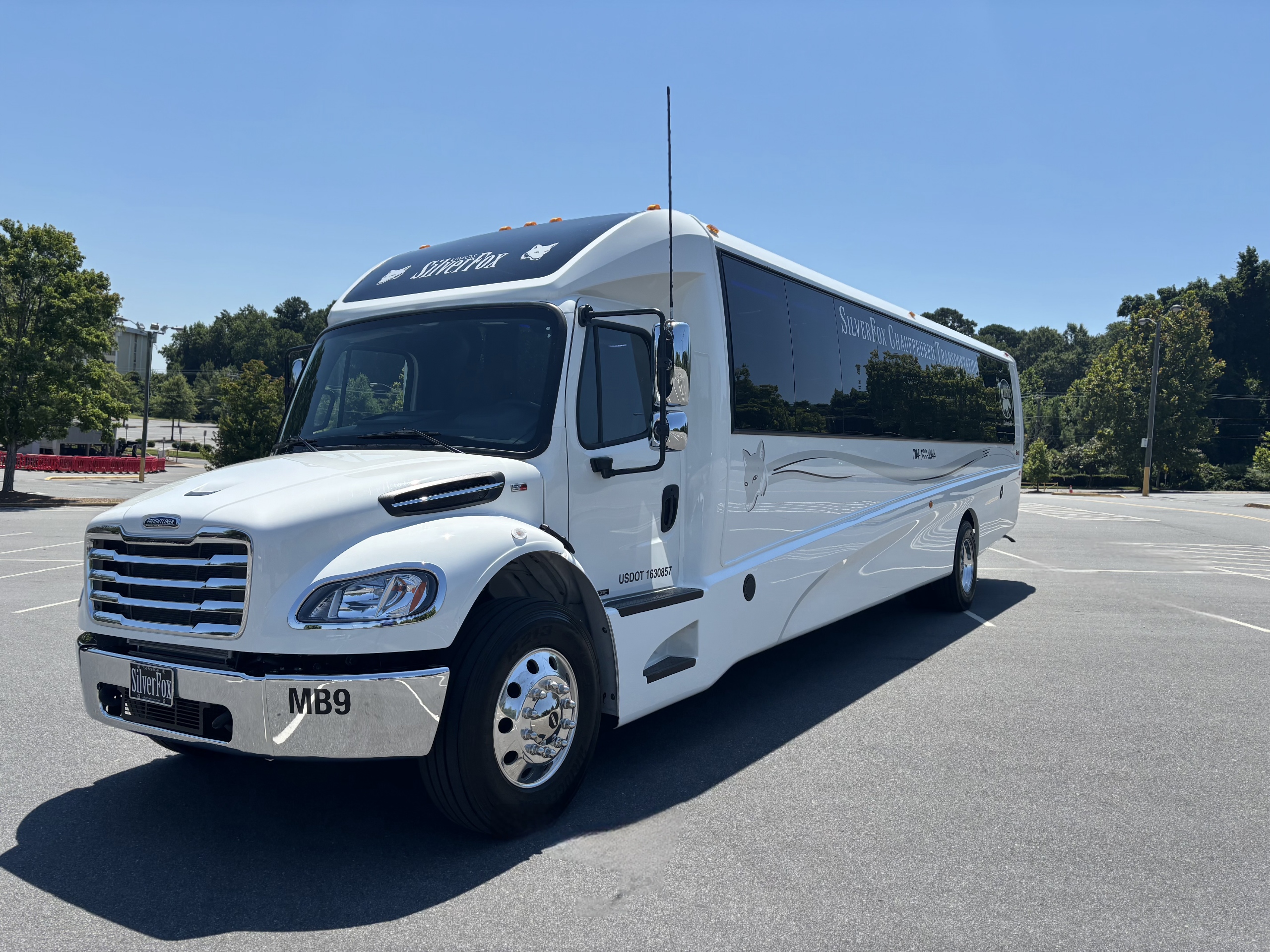 NEW 40 Passenger Bus GM40 Freightliner S2 b NEW 40 Passenger Bus GM40 Freightliner S2 b